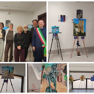Art therapy a Ventimiglia, quadri in mostra alla casa della comunità (Foto e video) Art therapy a Ventimiglia, quadri in mostra alla casa della comunità (Foto e video)