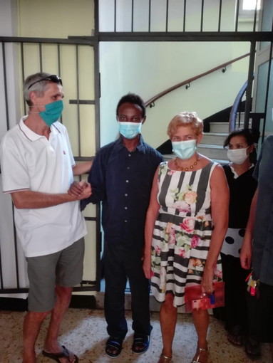 Con un tempestivo intervento di soccorso, salva un giovane dall’annegamento. I ringraziamenti dell'Associazione Centro Ascolto Caritas Sanremo