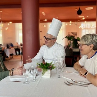 Sanremo, per la Giornata dell'Alzheimer le ospiti della Residenza Julia firmano "La Cucina della Memoria" Sanremo, per la Giornata dell'Alzheimer le ospiti della Residenza Julia firmano "La Cucina della Memoria"