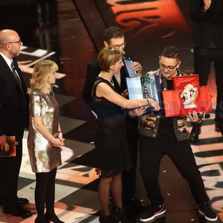 Festival #sanremo2014: Rocco Hunt vince le Nuove Proposte, a Zibba il premio della critica Festival #sanremo2014: Rocco Hunt vince le Nuove Proposte, a Zibba il premio della critica