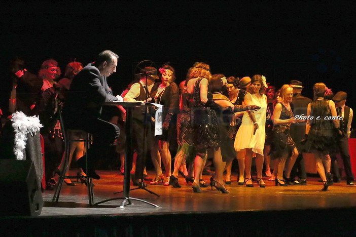 Bordighera: in occasione della Giornata della Memoria, in scena al Palaparco lo spettacolo 'Ridere rende liberi' (foto)