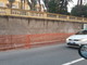 Sanremo: muro transennato da tempo a San Martino, le forti perplessità di una residente (Foto)