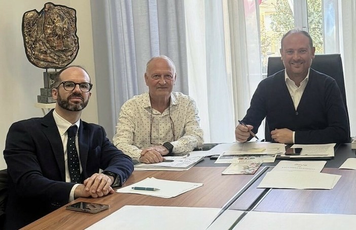 Ventimiglia, caso 'Rivieracqua, la Lega risponde al PD: “Abbiamo agito con concretezza, il nuovo sportello è realtà” Ventimiglia, caso 'Rivieracqua, la Lega risponde al PD: “Abbiamo agito con concretezza, il nuovo sportello è realtà”