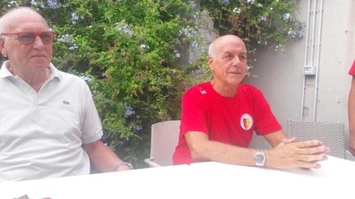 Imperia: bufera sulla Rari Nantes, a un mese dal suo arrivo, l’allenatore della femminile Roberto Fiori rescinde il contratto con la società Imperia: bufera sulla Rari Nantes, a un mese dal suo arrivo, l’allenatore della femminile Roberto Fiori rescinde il contratto con la società