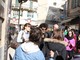 Festival di Sanremo: fan in delirio per Francesco Renga in via Matteotti Festival di Sanremo: fan in delirio per Francesco Renga in via Matteotti