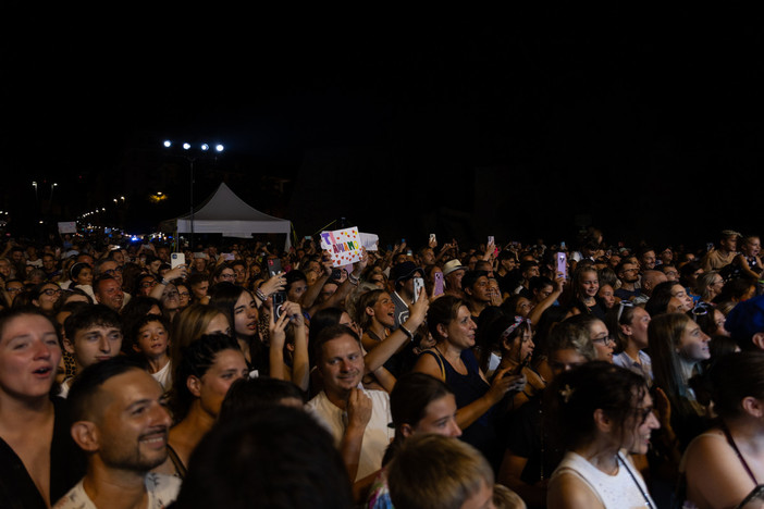Sanremo, notte di Ferragosto da record: i Bnkr 44 alla 'One Night Summer Hits', in serata lo spettacolo dei fuochi. Città già sold out Sanremo, notte di Ferragosto da record: i Bnkr 44 alla 'One Night Summer Hits', in serata lo spettacolo dei fuochi. Città già sold out