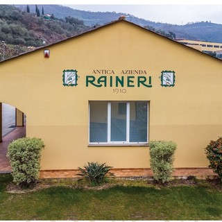 L’azienda Raineri spa di Chiusanico alla fiera milanese "Tuttofood" con i suoi prodotti L’azienda Raineri spa di Chiusanico alla fiera milanese "Tuttofood" con i suoi prodotti