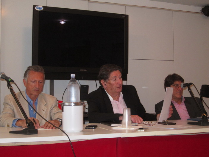 La riunione di questa mattina con i rappresentanti di Confcommercio provinciale