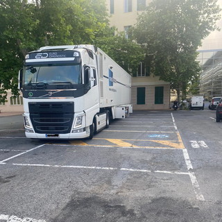Bordighera: anche al 'Saint Charles' la Risonanza Magnetica mobile su camion Bordighera: anche al 'Saint Charles' la Risonanza Magnetica mobile su camion