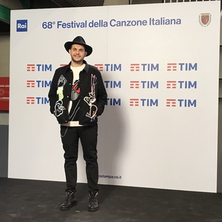 Renzo Rubino a #Sanremo2018: "Il mio è un pezzo complicato, sincero ma complicato" Renzo Rubino a #Sanremo2018: "Il mio è un pezzo complicato, sincero ma complicato"