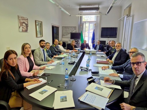 Imperia, riunione in Prefettura sulla prevenzione antimafia: focus su appalti pubblici e controlli interforze Imperia, riunione in Prefettura sulla prevenzione antimafia: focus su appalti pubblici e controlli interforze