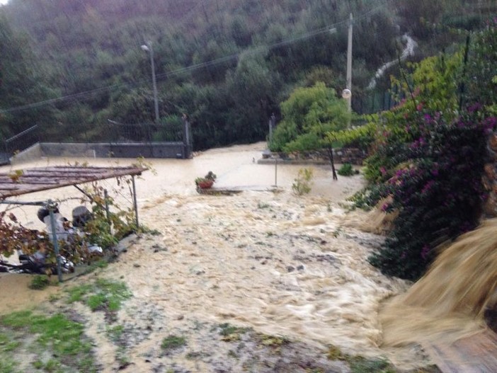 Imperia: sopralluogo di Comune e Regione per l'allargamento di rio Oliveto. Capacci: "Progetto a costo zero"
