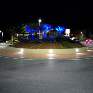 San Bartolomeo al mare: illuminata di blu la rotonda in occasione della giornata mondiale del diabete