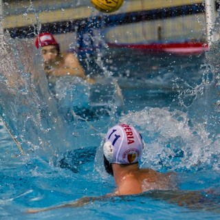 PALLANUOTO, SERIE A2: La Rari  Nantes Imperia pareggia 8-8 contro lo Sturla.  Merano para rigore a 4 secondi dalla fine e salva tutto