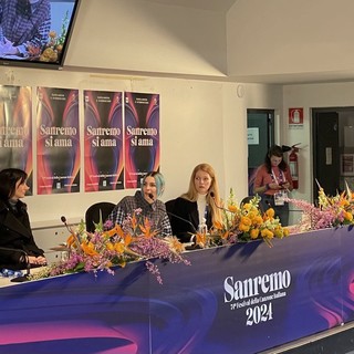 Rose Villain per la prima volta in gara al Festival di Sanremo: "Porto le mie due anime sul palco" Rose Villain per la prima volta in gara al Festival di Sanremo: "Porto le mie due anime sul palco"