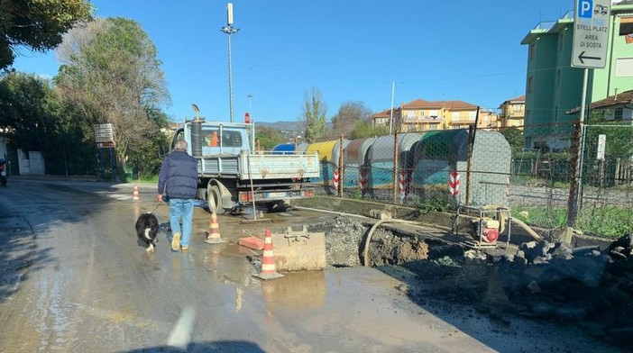 Iniziati interventi di riparazione della condotta del Roya 1, disservizi erogazione acqua a Diano Marina, Cervo ed Imperia