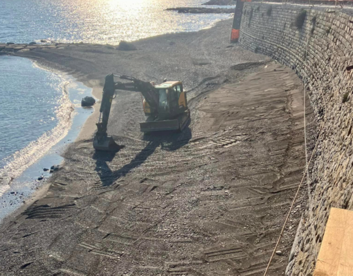 Imperia, la Galeazza si prepara per la nuova stagione balneare Imperia, la Galeazza si prepara per la nuova stagione balneare