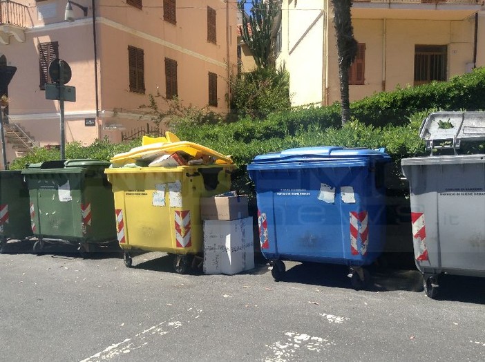 Sanremo: qualche problema di comunicazione sull'inizio del 'porta a porta spinto', sconcerto tra i cittadini di Poggio e Bussana “Non sapevamo iniziassero oggi”