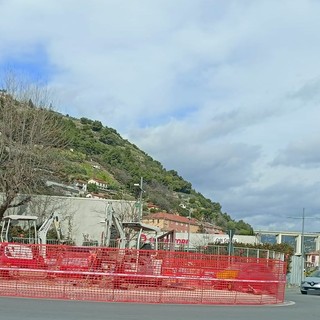 Vallecrosia, la minoranza: "75mila euro per rifare una rotonda. L’amministrazione pensa all’immagine e non alle priorità" (Foto)