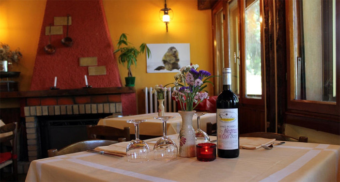 Al Ristorante Colle Melosa domenica 5 giugno è tempo di "La Val Nervia a tavola" Al Ristorante Colle Melosa domenica 5 giugno è tempo di "La Val Nervia a tavola"