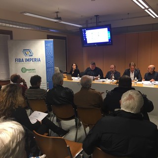 Imperia: riunione della FIBA alla Camera di Commercio, Oneglio "Chiediamo quindi al Governo di essere convocati al più presto"