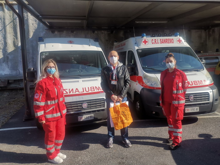 Emergenza sanitaria: l'Associazione di Volontariato Oncologico NonSiamoSoli di Sanremo a sostegno della Croce Rossa Italiana locale Emergenza sanitaria: l'Associazione di Volontariato Oncologico NonSiamoSoli di Sanremo a sostegno della Croce Rossa Italiana locale