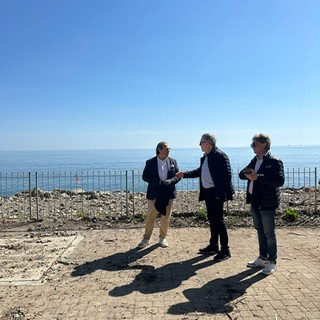 Elezioni Sanremo: il candidato sindaco Gianni Rolando in visita all’area cani di San Martino