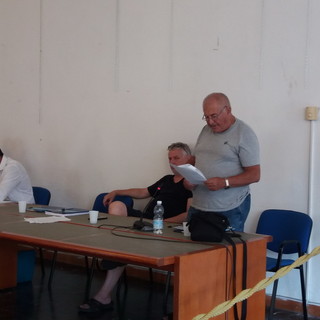 Bordighera: il consigliere di maggioranza Ramoino siede tra i banchi della minoranza: “Prepotenze autoritarie nei miei confronti” Bordighera: il consigliere di maggioranza Ramoino siede tra i banchi della minoranza: “Prepotenze autoritarie nei miei confronti”