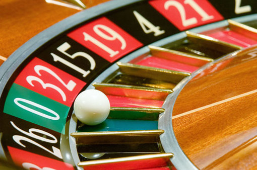 Tempi duri per le case da gioco tradizionali: ad Aosta presentata l'istanza di fallimento per il Casino' di Saint Vincent