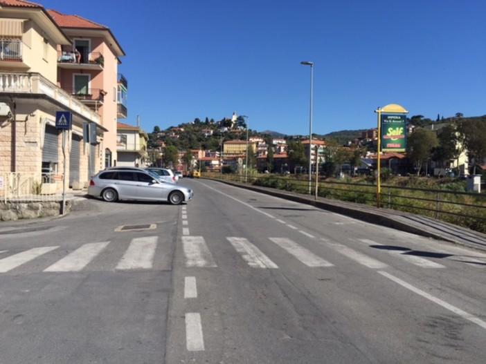 Imperia: dalla mattina del 12 febbraio, al via Lavori in via Argine Destro per realizzazione dei marciapiedi rialzati Imperia: dalla mattina del 12 febbraio, al via Lavori in via Argine Destro per realizzazione dei marciapiedi rialzati
