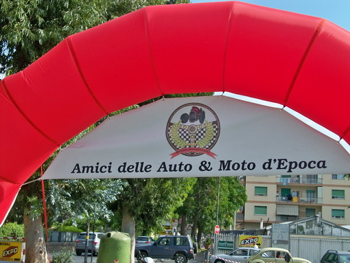 Domenica 7 aprile, raduno di Primavera gli Amici delle Auto &amp; Moto d'Epoca di Camporosso