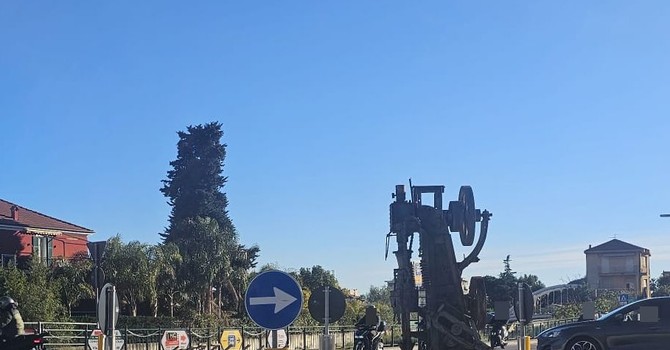 Vallecrosia, la rotonda dalle scuole avrà una fontana: al via i lavori di riqualificazione