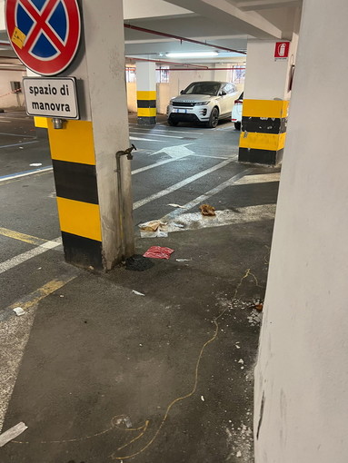 Bordighera: Mercato Coperto e Palestra Conrieri in pessimo stato, il Comune rescinde il contratto con la ditta di pulizia Bordighera: Mercato Coperto e Palestra Conrieri in pessimo stato, il Comune rescinde il contratto con la ditta di pulizia