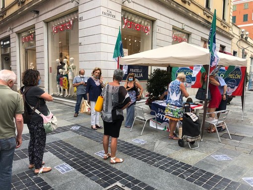 Sanremo: utero in affitto ‘reato universale’, raccolta firme di Fratelli d’Italia per la proposta di legge in Parlamento Sanremo: utero in affitto ‘reato universale’, raccolta firme di Fratelli d’Italia per la proposta di legge in Parlamento