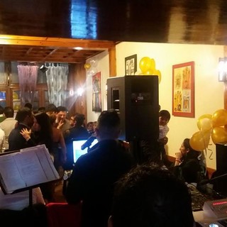 Al ristorante etnico Nelson Mandela, cucina africana e internazionale e serate danzanti tipiche per favorire la creazione di una comunità interculturale