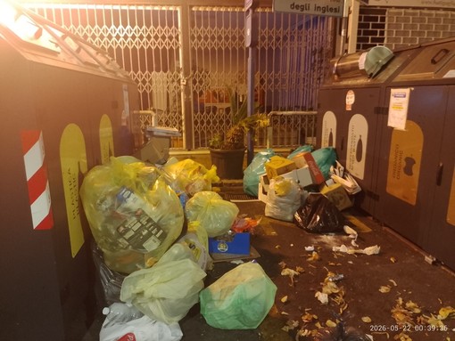 Sanremo, l’estate pesa anche sui rifiuti: oltre 3mila tonnellate al mese e fino a mille metri cubi di abbandoni Sanremo, l’estate pesa anche sui rifiuti: oltre 3mila tonnellate al mese e fino a mille metri cubi di abbandoni