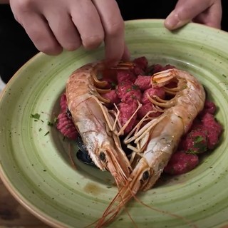 Un San Valentino gourmet, l'Oliva Pazza di Cipressa propone un piatto indimenticabile (video) Un San Valentino gourmet, l'Oliva Pazza di Cipressa propone un piatto indimenticabile (video)