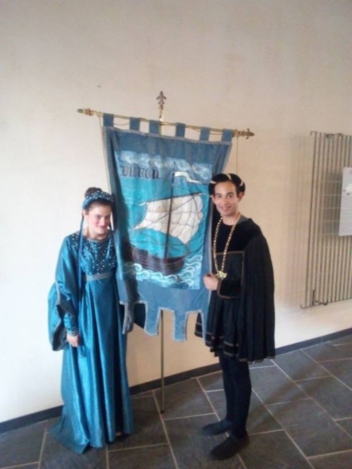 I ringraziamenti del Sestiere Burgu per l'invito alla presentazione della rivista "Ligures" I ringraziamenti del Sestiere Burgu per l'invito alla presentazione della rivista "Ligures"