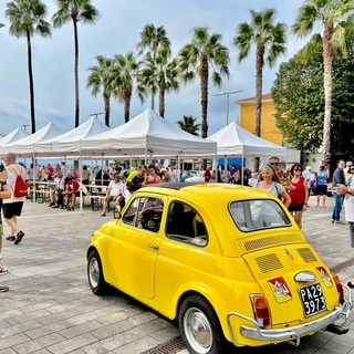 San Bartolomeo al Mare: oltre 60 partecipanti al 10° Raduno Fiat 500 dal Club 500 del Golfo Dianese (foto) San Bartolomeo al Mare: oltre 60 partecipanti al 10° Raduno Fiat 500 dal Club 500 del Golfo Dianese (foto)