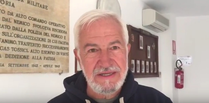 Imperia: Romano Sauro racconta suo nonno Nazario. Un libro, 100 porti e una passione: il mare (Video) Imperia: Romano Sauro racconta suo nonno Nazario. Un libro, 100 porti e una passione: il mare (Video)