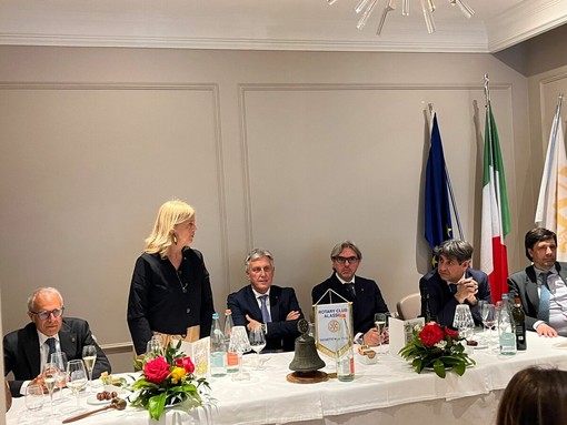 Sanremo, Rotary Club e Istituto Internazionale di Diritto Umanitario insieme con "Ispiriamo la pace" Sanremo, Rotary Club e Istituto Internazionale di Diritto Umanitario insieme con "Ispiriamo la pace"