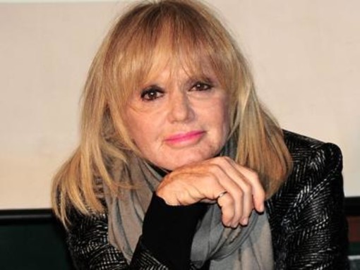 #Festival2017: Gran Gala della Liguria con Rita Pavone, Giovanni Toti, Roberto Maroni e il Sindaco Alberto Biancheri #Festival2017: Gran Gala della Liguria con Rita Pavone, Giovanni Toti, Roberto Maroni e il Sindaco Alberto Biancheri