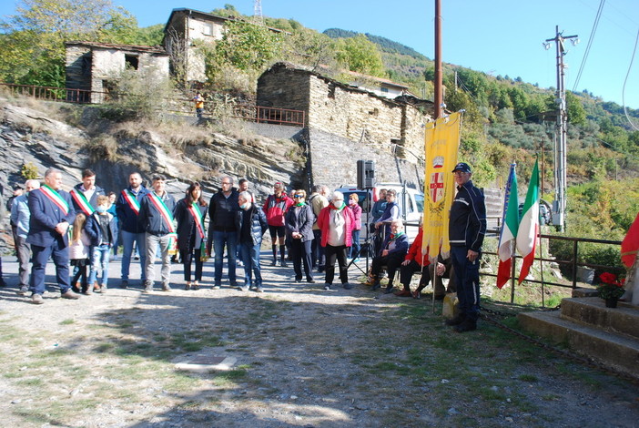 Triora: oggi a Loreto l'annuale raduno in ricordo dei partigiani e civili caduti nella valle Argentina nel periodo 1943-45 (foto)