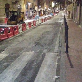 Ventimiglia: tubatura rotta, cambio di viabilità in via Cavour per agevolare il flusso dei frontalieri