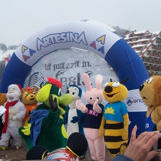 Mondolé Ski: grande successo per la Sunset Running Race e per il raduno nazionale della Mascotte