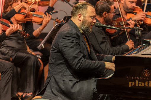 Sanremo, la lettera dopo il concerto di Gualazzi: “Una città splendida che merita più attenzione” Sanremo, la lettera dopo il concerto di Gualazzi: “Una città splendida che merita più attenzione”