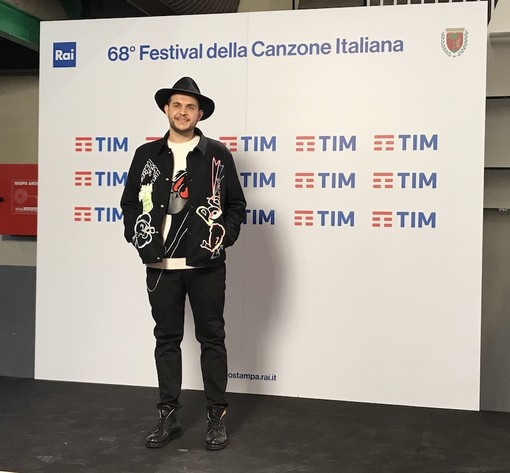 Renzo Rubino a #Sanremo2018: "Il mio è un pezzo complicato, sincero ma complicato" Renzo Rubino a #Sanremo2018: "Il mio è un pezzo complicato, sincero ma complicato"