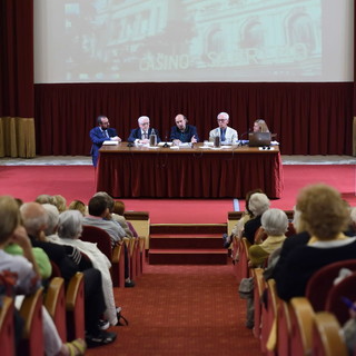 Sanremo: teatro gremito per Stefano Zecchi, Premio Acqui Ambiente, ai Martedì Letterari del Casinò Sanremo: teatro gremito per Stefano Zecchi, Premio Acqui Ambiente, ai Martedì Letterari del Casinò