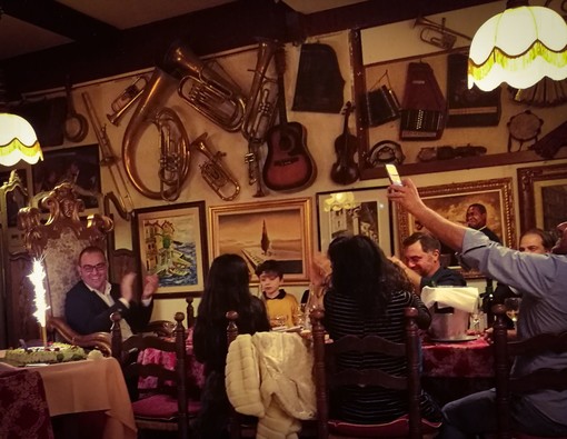 Save The Date: la Corrida di Erio, cena spettacolo il 7 dicembre al Ristorante Erio. Partecipa come artista/cantante, iscrizioni aperte