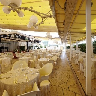 Sanremo: domani al Roof Garden serata dedicata alla 'Dolce vita' con l'esibizione di JJ Vianello e gli Intoccabili Sanremo: domani al Roof Garden serata dedicata alla 'Dolce vita' con l'esibizione di JJ Vianello e gli Intoccabili